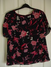 Ladies Floral Suit - Blouse (size 16) and Floral Skirt (Size 14) - Debenhams