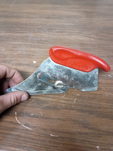Roberts cushion back cutter - back,