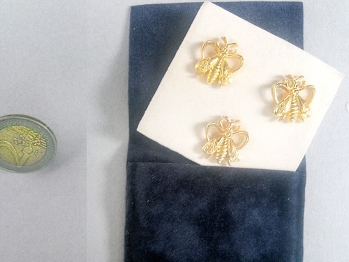 Brooch guerlain 3 - ,
