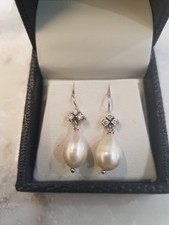 Fine 18ct white gold diamond