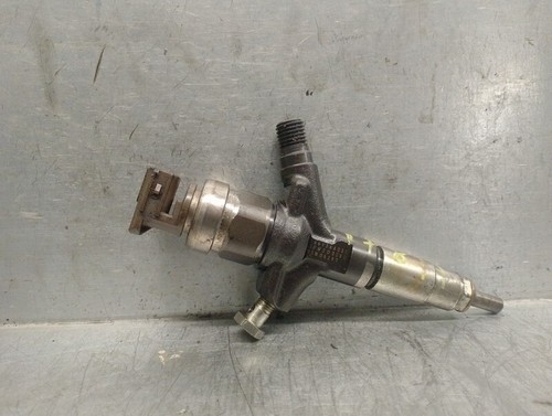 16613aa030 injector subaru - 16613aa030,