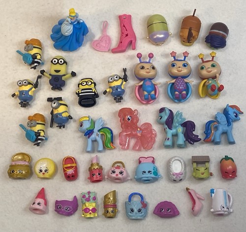 Toy figure bundle - x37,, my