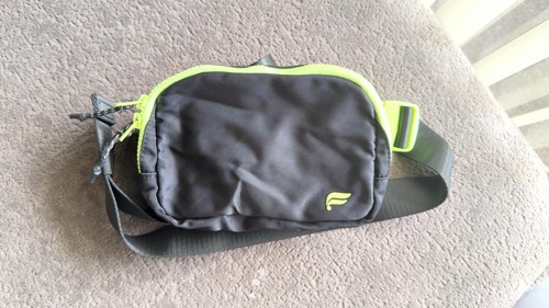 Fabletics the belt bag - the,