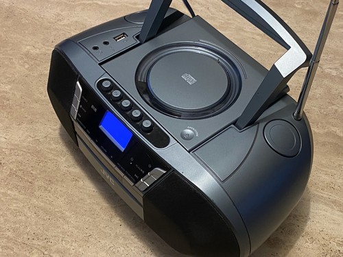 Jvc d327b portable stereo - rc-d327b,