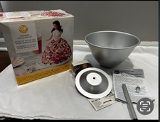 Wilton Doll Wonder Mold Pan