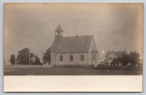 Wall church with cemetery - with,