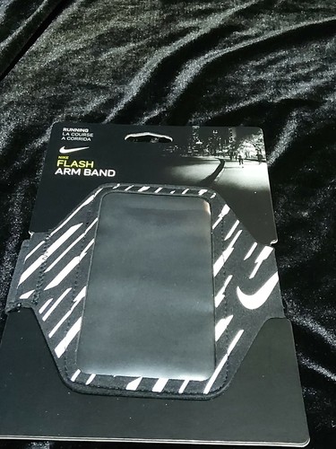 New 2020 nike flash - new, phone
