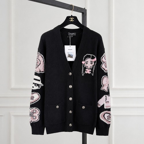 Nwt chanel 25b - chanel, doll