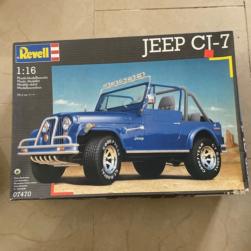 Revell jeep 07470 model - jeep,
