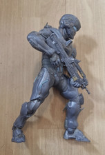 Halo 5 Spartan Locke Statue