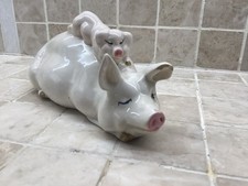 Beswick Pig with Piglet On