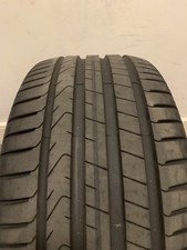245 40 R18 97Y PIRELLI Cinturato P7. Nearly new 7mm thread. DOT 2025