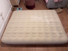 Aerobed Ultra King Size Inflatable Air Bed with Built In Pump