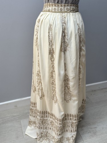 Beige volume embroidered - beige,
