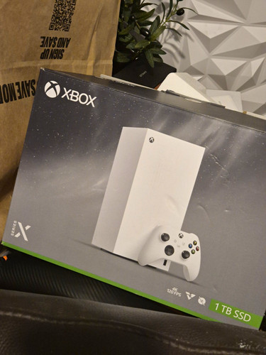 Microsoft white xbox - white, x