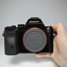 Sony Alpha A7 24.3MP