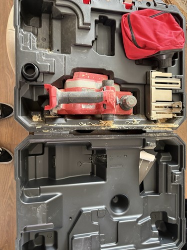 Milwaukee m18 402c hard - milwaukee, bp-402c