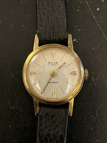 Vintage avia jewels - avia,