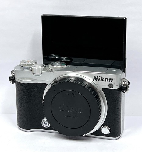 Nikon camera silver - 1, (body
