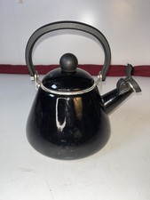 Le Creuset 1.6L Black Stove