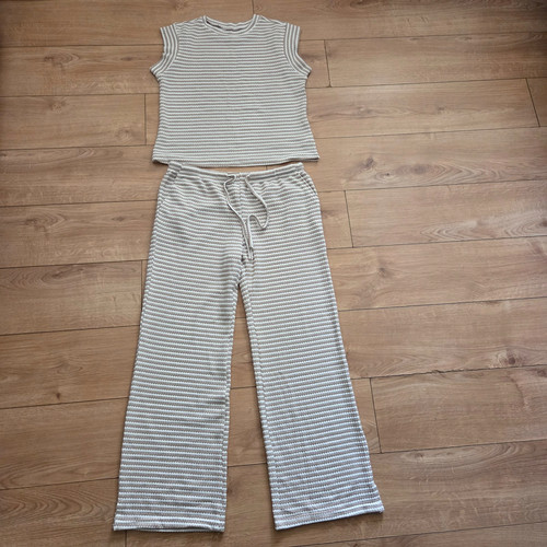 New beige white striped - new,