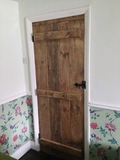 BESPOKE RUSITC OLD CHARM RECLAIMED TIMBER 3 LEDGE & BRACE DOOR + HARDWARE