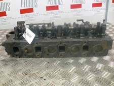 11F90 CYLINDER HEAD / 8286 /