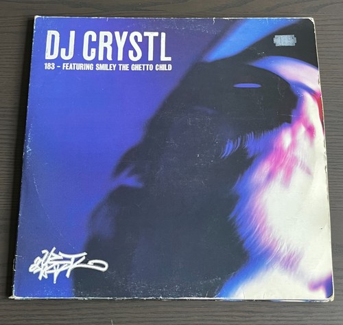 Crystl featuring smiley the - dj,