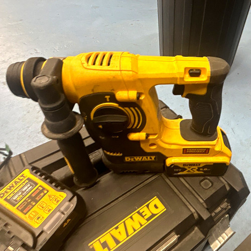 Dewalt 18v sds - dewalt, xr
