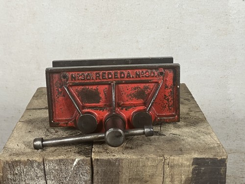 Vintage rededa carpentry - rededa,