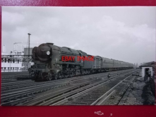 Photo merchant navy loco - navy,