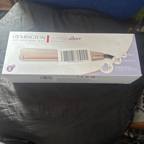 Remington hair straightener - hair,