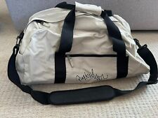 Quicksilver Large Zip Fastening Bag Travel, Gym Holdall Cream & Black Handle