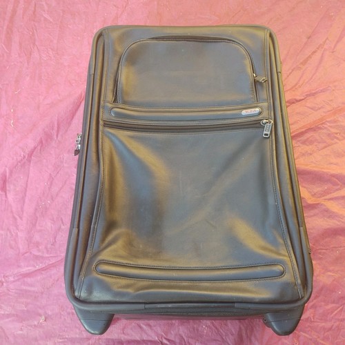 Rare tumi alpha 92000d4 22 - tumi,