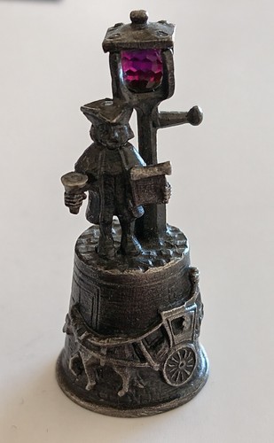 Town cryer pewter thimble - cryer,