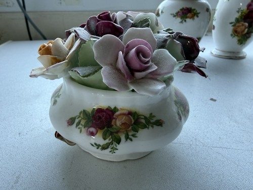 Royal albert old - royal, roses