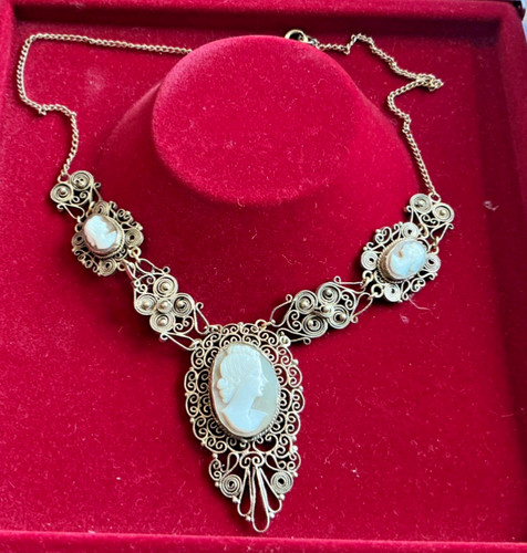 Vintage italian style carved - italian,