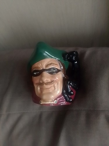 Royal doulton miniature - doulton, toby