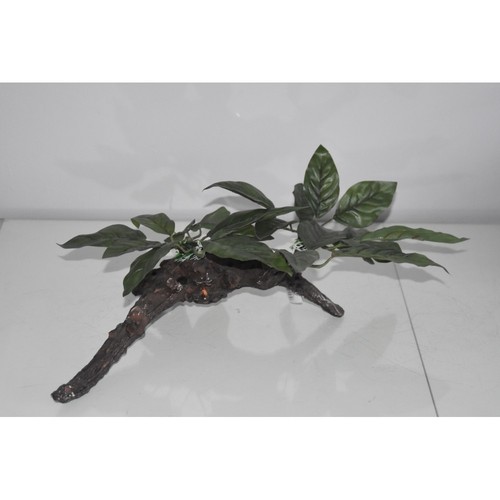 Aquarium large realistic - aquarium,