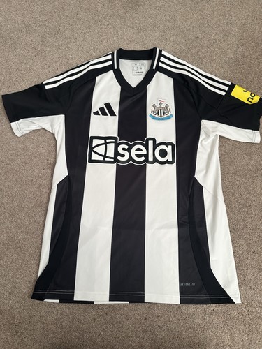Newcastle united top - newcastle,