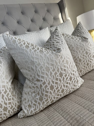 Geometric champagne cushion - champagne, /