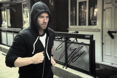 Ronan keating signed 12x8 - keating, 12x8"