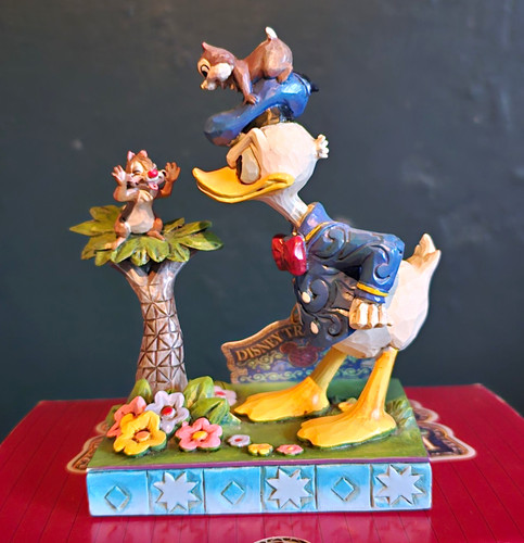 Disney traditions donald duck - traditions,