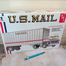 AMT U.S. Mail Ford C-900 Tilt