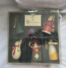 Vntg wooden christmas - vntg,