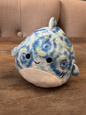 Squishmallows Flip a Mallow Luther Shark Aksel Axolotl plush soft toy Reversible