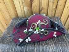 Maroon Red Tricorn Pirate Hat Renaissance Wool 57cm Tentacles Net Shells (6)