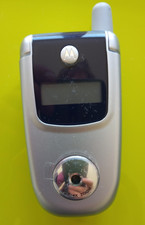 Motorola V220 flip mobile very