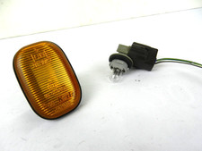 TOYOTA COROLLA AVENSIS MR2 GENUINE FRONT WING SIDE INDICATOR TURN LIGHT AMBER