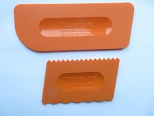 TUPPERWARE CAKE DECORATOR